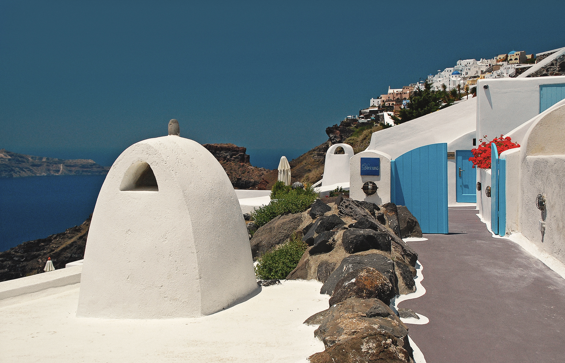 Dreams Luxury Suites, Santorini, Greece • Photo © TravelPlusStyle.com